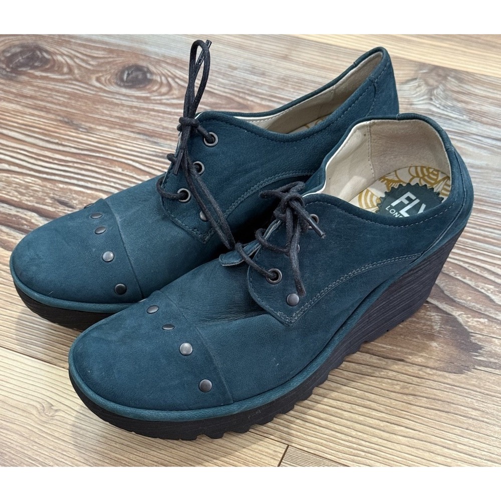 FLY London Yoti $249 Suede Lace-Up Stud Oxford Wedge Sneakers Women's 40/9.5